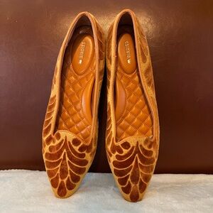 Birdies The Startinch 15 Embroidered Velvet Flats
Marigold Size 9.5